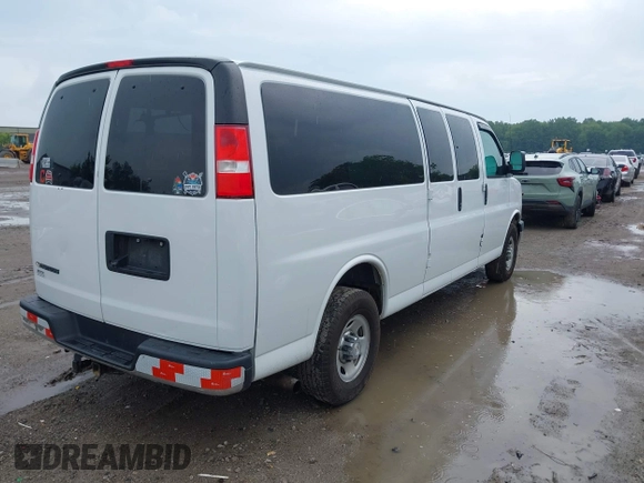 2020 Chevrolet Express Passenger LT with VIN 1GAZGPFG0L1206409, listed as a IAAI auction lot 42489455 with 114,452 mi miles and . Bid and sale history available at DreamBid. Image 4.