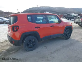 2018 Jeep Renegade Upland Edition with VIN ZACCJBAB0JPJ55503, listed as a IAAI auction lot 41278285 with 30,465 mi miles. Bid and sale history available at carsss.com. Image 4.