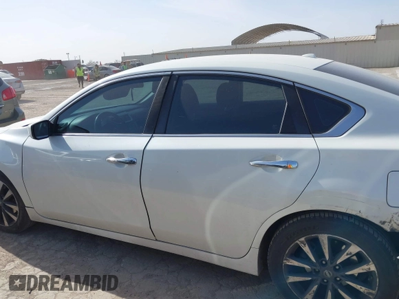 2017 Nissan Altima SV with VIN 1N4AL3APXHC188261, listed as a IAAI auction lot 41719138 with 180,797 mi miles and . Bid and sale history available at DreamBid. Image 14.