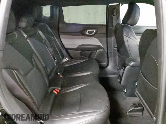2024 Jeep Compass Latitude Lux z VIN 3C4NJDFN8RT164626, wystawiony jako Copart lot #57992635 z przebiegiem 14 379 mil mil oraz Czysty tytuł • Clean title. Historia ofert i sprzedaży dostępna na DreamBid. Obrazek 11.