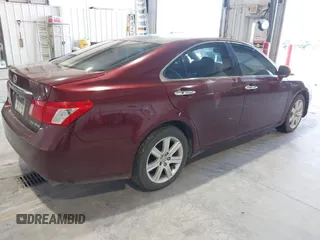 2007 Lexus ES with VIN JTHBJ46G272107422, listed as a IAAI auction lot 41988857 with 188,998 mi miles. Bid and sale history available at carsss.com. Image 4.