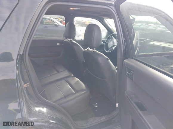2008 Ford Escape Limited with VIN 1FMCU04168KB67107, listed as a IAAI auction lot 41743038 with 236,171 mi miles. Bid and sale history available at carsss.com. Image 8.