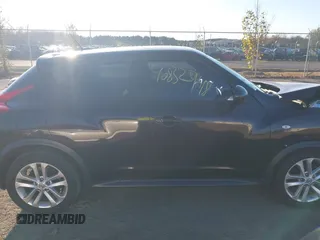 2014 Nissan Juke S with VIN JN8AF5MV3ET359780, listed as a IAAI auction lot 40832448 with 118,405 mi miles. Bid and sale history available at carsss.com. Image 13.