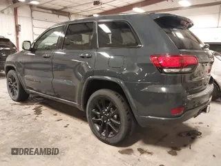 2017 Jeep Grand Cherokee Laredo with VIN 1C4RJFAG7HC886394, listed as a IAAI auction lot 40914121 with 66,895 mi miles. Bid and sale history available at carsss.com. Image 3.