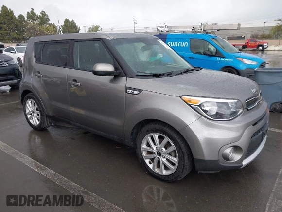 2018 Kia Soul + with VIN KNDJP3A53J7534744, listed as a IAAI auction lot 41889274 with 75,083 mi miles. Bid and sale history available at carsss.com. Image 1.
