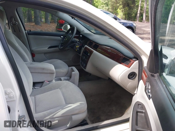 2008 Chevrolet Impala LS with VIN 2G1WB58N489210161, listed as a IAAI auction lot 42204983 with 122,667 mi miles and . Bid and sale history available at DreamBid. Image 5.