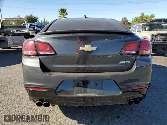 2017 Chevrolet SS z VIN 6G3F15RWXHL313243, wystawiony jako Copart lot #77031314 z przebiegiem 144 094 mil mil oraz Czysty tytuł • Clean title. Historia ofert i sprzedaży dostępna na DreamBid. Obrazek 6.