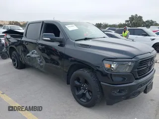 2019 Ram 1500 Big Horn z VIN 1C6RREFT1KN891182, wystawiony jako IAAI lot #41634042 z przebiegiem 128 972 mil mil oraz . Historia ofert i sprzedaży dostępna na DreamBid. Obrazek 1.