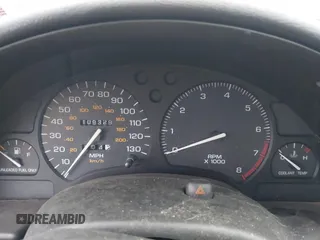 1997 Saturn SL z VIN 1G8ZK5272VZ270692, wystawiony jako IAAI lot #41926086 z przebiegiem 109 329 mil mil oraz . Historia ofert i sprzedaży dostępna na DreamBid. Obrazek 7.
