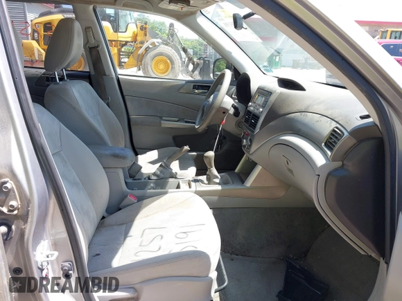 2009 Subaru Forester X with VIN JF2SH63699G736476, listed as a IAAI auction lot 42575191 with 191,589 mi miles and . Bid and sale history available at DreamBid. Image 5.