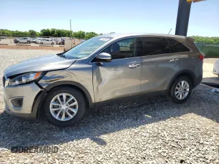 2018 Kia Sorento LX with VIN 5XYPG4A32JG431056, listed as a Copart auction lot 52992555 with 36,415 mi miles and Salvage Title. Bid and sale history available at carsss.com. Image 1.