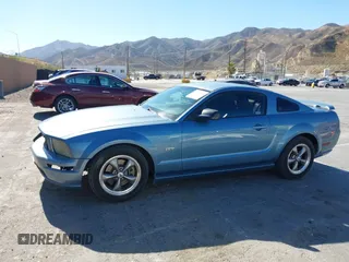 2006 Ford Mustang GT Deluxe with VIN 1ZVHT82H865256343, listed as a IAAI auction lot 42550238 with 153,700 mi miles and . Bid and sale history available at DreamBid. Image 15.