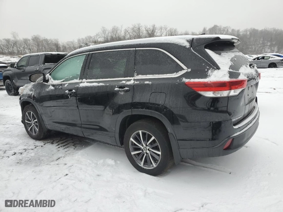 2017 Toyota Highlander XLE with VIN 5TDJZRFH3HS385221, listed as a Copart auction lot 43508435 with 87,838 mi miles and Salvage Title. Bid and sale history available at carsss.com. Image 2.