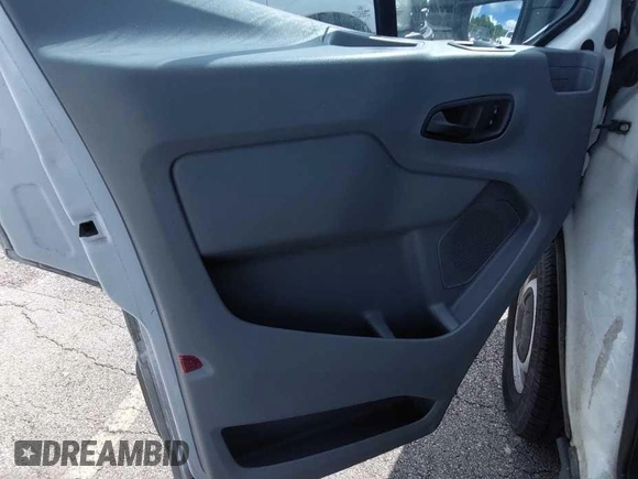 2017 Ford Transit с VIN 1FTYE1YM3HKB32719, выставлен на аукционе IAAI как лот 42715760 с пробегом 164 364 миль миль и . История ставок и продаж доступна на DreamBid. Изображение 22.