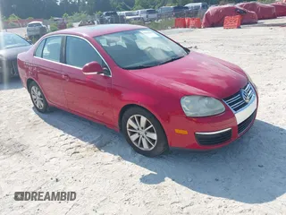2008 Volkswagen Jetta SE with VIN 3VWRZ71K28M005034, listed as a IAAI auction lot 42615440 with 147,620 mi miles and . Bid and sale history available at DreamBid. Image 1.
