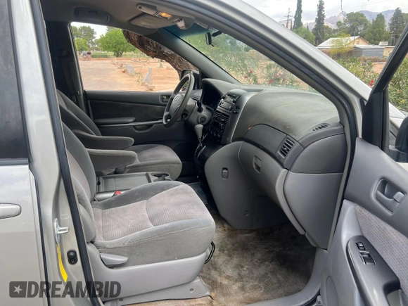 2006 Toyota Sienna CE with VIN 5TDZA23C76S494191, listed as a Copart auction lot 55898435 with 130,841 mi miles and Clean Title. Bid and sale history available at DreamBid. Image 5.