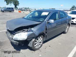 2010 Volkswagen Jetta Limited Edition with VIN 3VWRZ7AJ8AM107256, listed as a IAAI auction lot 42361571 with 110,548 mi miles and . Bid and sale history available at DreamBid. Image 2.