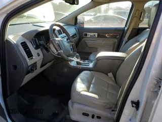 2009 Lincoln MKX with VIN 2LMDU68C59BJ11520, listed as a Copart auction lot 86328924 with 130,847 mi miles and Non Repairable. Bid and sale history available at DreamBid. Image 7.