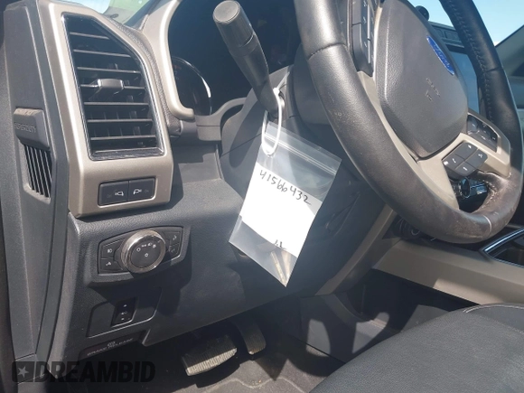 2022 Ford F-250 XL z VIN 1FT7W2B62NEE57641, wystawiony jako IAAI lot #41566432 z przebiegiem 24 872 mil mil oraz . Historia ofert i sprzedaży dostępna na DreamBid. Obrazek 18.