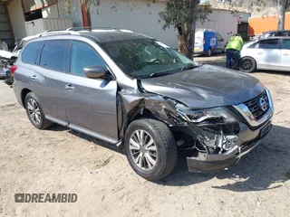 2019 Nissan Pathfinder S with VIN 5N1DR2MN0KC606551, listed as a IAAI auction lot 41883904 with 40,804 mi miles and . Bid and sale history available at DreamBid. Image 1.