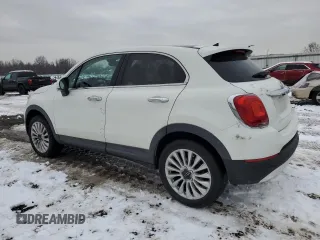 2016 FIAT 500X Lounge z VIN ZFBCFYDT2GP365900, wystawiony jako Copart lot #44891615 z przebiegiem 129 299 mil mil oraz Szkody całkowita. Historia ofert i sprzedaży dostępna na DreamBid. Obrazek 2.