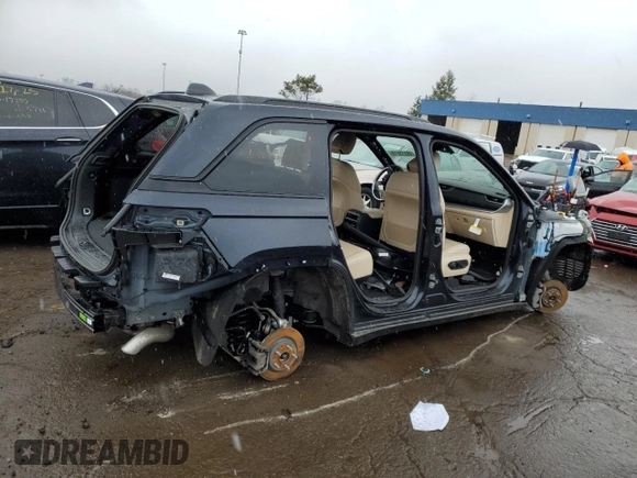 2024 Jeep Grand Cherokee Limited with VIN 1C4RJHBG1R8600909, listed as a Copart auction lot 49313615 with Not provided miles and Salvage title. Bid and sale history available at DreamBid. Image 3.
