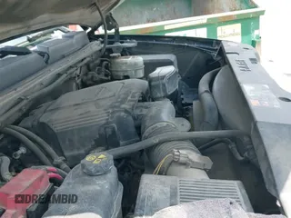 2012 Chevrolet Silverado 2500HD LT z VIN 1GC1CXCG8CF228973, wystawiony jako IAAI lot #42511175 z przebiegiem 240 819 mil mil oraz . Historia ofert i sprzedaży dostępna na DreamBid. Obrazek 19.