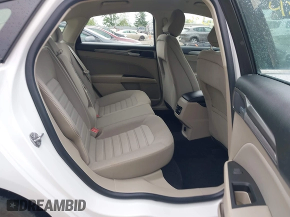 2020 Ford Fusion SE with VIN 3FA6P0LU5LR151074, listed as a IAAI auction lot 42146290 with 98,574 mi miles and . Bid and sale history available at carsss.com. Image 8.