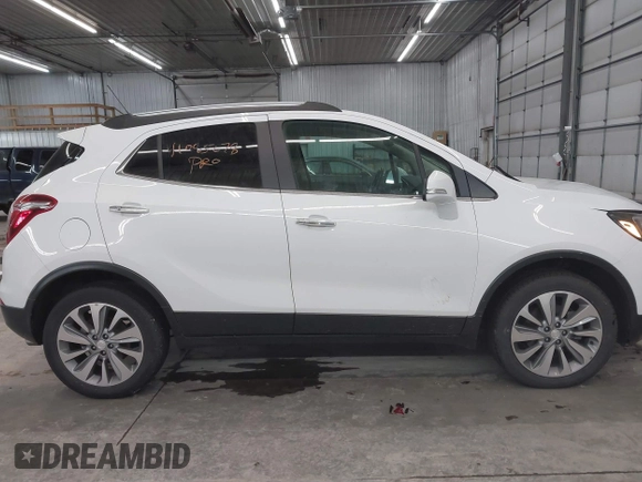 2018 Buick Encore Preferred with VIN KL4CJESB7JB596133, listed as a IAAI auction lot 41085078 with 99,000 mi miles. Bid and sale history available at carsss.com. Image 13.