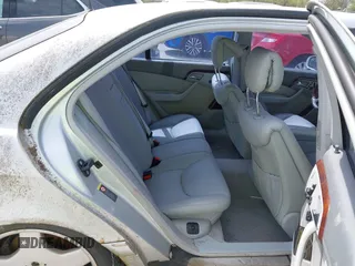 2001 Mercedes-Benz S-Class 6.0L with VIN WDBNG78JX1A191170, listed as a IAAI auction lot 42034966 with 1 mi miles. Bid and sale history available at carsss.com. Image 8.