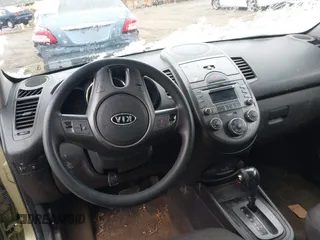 2010 Kia Soul + with VIN KNDJT2A2XA7172245, listed as a IAAI auction lot 41631785 with 1 mi miles. Bid and sale history available at carsss.com. Image 16.