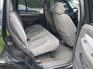 2004 Ford Explorer XLT with VIN 1FMZU63WX4UB09011, listed as a IAAI auction lot 42502651 with 176,299 mi miles and . Bid and sale history available at DreamBid. Image 8.