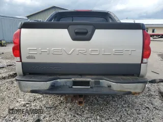 2004 Chevrolet Avalanche Z71 with VIN 3GNEK12T14G243631, listed as a Copart auction lot 67599194 with 142,422 mi miles and Clean Title. Bid and sale history available at carsss.com. Image 6.