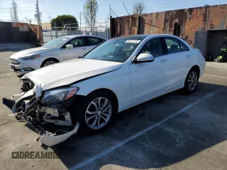 2015 Mercedes-Benz C 300 with VIN 55SWF4JBXFU079976, listed as a Copart auction lot 50727145 with 67,285 mi miles and Salvage Title. Bid and sale history available at carsss.com. Image 1.
