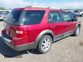 2006 Ford Freestyle SE z VIN 1FMZK04146GA31641, wystawiony jako IAAI lot #42272872 z przebiegiem Nie podano mil oraz . Historia ofert i sprzedaży dostępna na DreamBid. Obrazek 4.