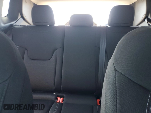2020 Jeep Renegade Sport with VIN ZACNJAAB7LPL92690, listed as a Copart auction lot 48466875 with 12,026 mi miles and Salvage Title. Bid and sale history available at carsss.com. Image 10.