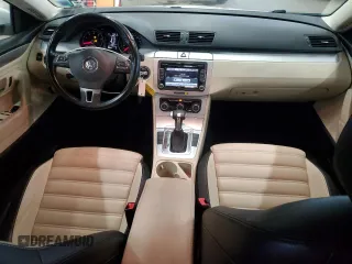 2010 Volkswagen CC Sport z VIN WVWMN7AN9AE548265, wystawiony jako Copart lot #57771735 z przebiegiem 91 522 mil mil oraz Tytuł czysty. Historia ofert i sprzedaży dostępna na DreamBid. Obrazek 8.