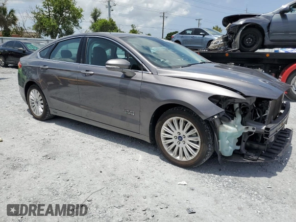 2013 Ford Fusion Titanium with VIN 3FA6P0SU8DR308888, listed as a Copart auction lot 59881225 with 115,491 mi miles and Non repairable. Bid and sale history available at DreamBid. Image 4.