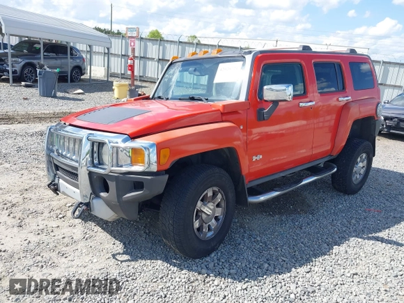 2009 Hummer H3 Adventure с VIN 5GTEN13E198105917, выставлен на аукционе IAAI как лот 42020721 с пробегом 131 070 миль миль и . История ставок и продаж доступна на DreamBid. Изображение 18.