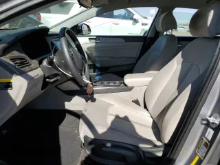 2016 Hyundai Sonata Hybrid SE with VIN KMHE24L1XGA013950, listed as a Copart auction lot 67882953 with 88,426 mi miles. Bid and sale history available at carsss.com. Image 7.
