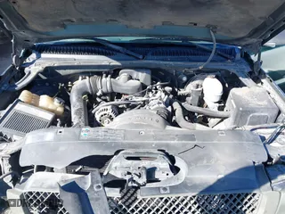 2004 Chevrolet Silverado 1500 Work Truck with VIN 1GCEC19X34Z145554, listed as a IAAI auction lot 41504168 with 203,888 mi miles. Bid and sale history available at carsss.com. Image 10.