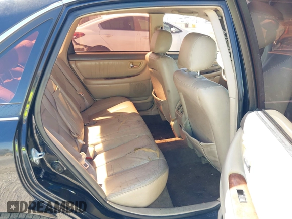 2004 Toyota Avalon XL with VIN 4T1BF28B14U380694, listed as a IAAI auction lot 42022929 with 328,255 mi miles and . Bid and sale history available at DreamBid. Image 8.