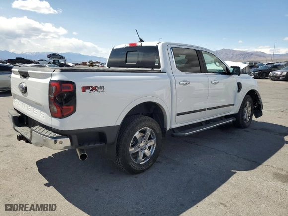 2024 Ford Ranger LARIAT with VIN 1FTER4KH6RLE06429, listed as a Copart auction lot 51450775 with 8,592 mi miles and Salvage Title. Bid and sale history available at carsss.com. Image 3.