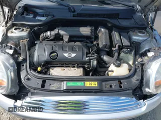 2010 MINI Hardtop with VIN WMWMF3C52ATZ21447, listed as a IAAI auction lot 42597516 with 120,000 mi miles and . Bid and sale history available at DreamBid. Image 10.