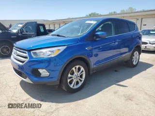 2017 Ford Escape SE z VIN 1FMCU0GD8HUE33494, wystawiony jako Copart lot #54915795 z przebiegiem 83 438 mil mil oraz Szkoda całkowita • Salvage title. Historia ofert i sprzedaży dostępna na DreamBid. Obrazek 1.