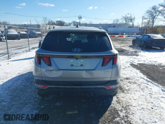 2024 Hyundai Tucson SEL with VIN KM8JBCDE0RU273270, listed as a IAAI auction lot 41264881 with 13,129 mi miles and . Bid and sale history available at carsss.com. Image 15.
