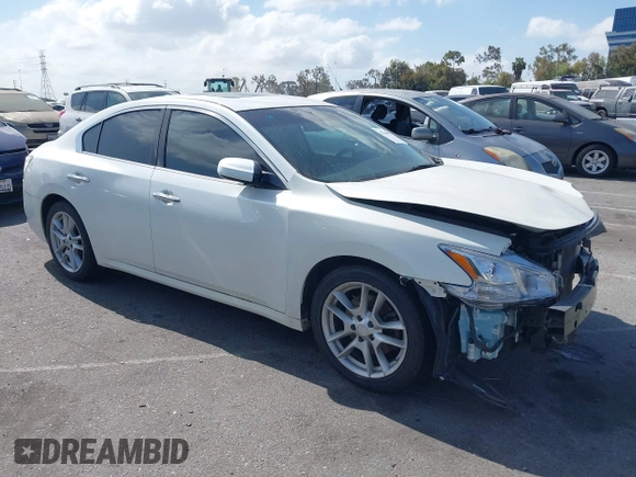 2014 Nissan Maxima S with VIN 1N4AA5AP7EC460858, listed as a IAAI auction lot 42264872 with 131,138 mi miles and . Bid and sale history available at DreamBid. Image 1.