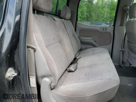 2001 Toyota Tacoma PreRunner with VIN 5TEGN92N31Z792126, listed as a Copart auction lot 55792765 with 215,140 mi miles and Clean Title. Bid and sale history available at DreamBid. Image 10.