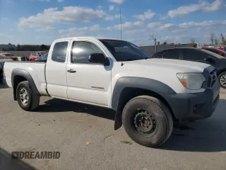2013 Toyota Tacoma PreRunner with VIN 5TFTU4GN6DX041921, listed as a Copart auction lot 44636685 with 209,818 mi miles and Clean Title. Bid and sale history available at carsss.com. Image 4.