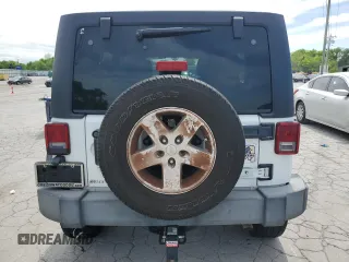 2018 Jeep Wrangler Unlimited Sport S with VIN 1C4BJWDG0JL821471, listed as a Copart auction lot 54175815 with 135,760 mi miles and Clean title. Bid and sale history available at DreamBid. Image 6.